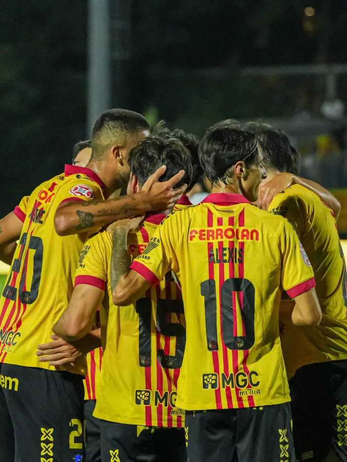 Empat de caràcter (1-1)