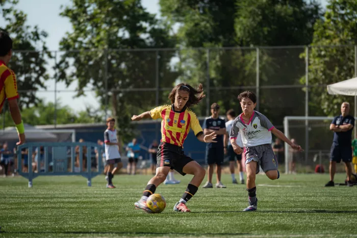 Quatre jugadors del futbol base continuaran la seva formació en clubs del futbol professional