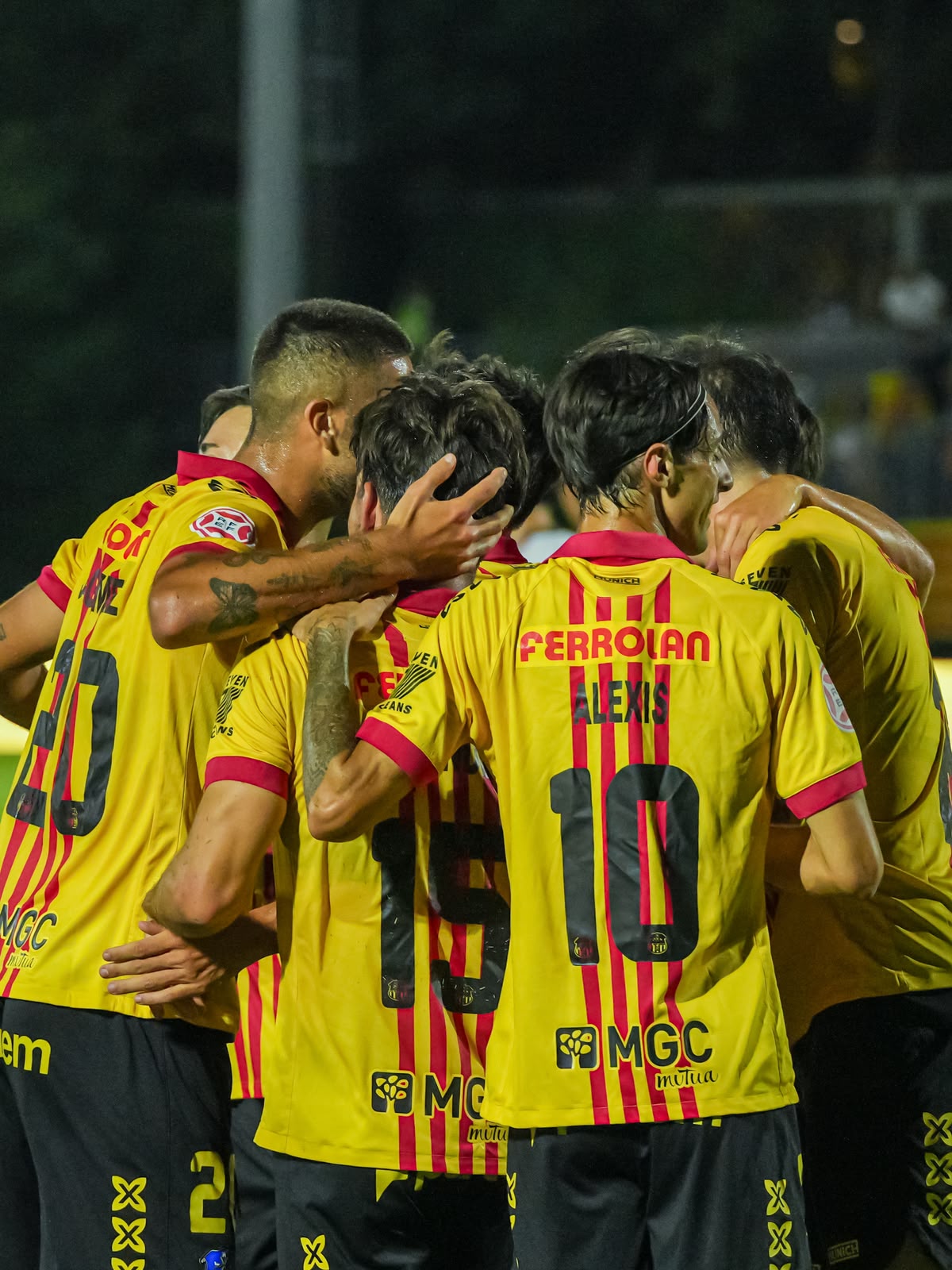 Empat de caràcter (1-1)