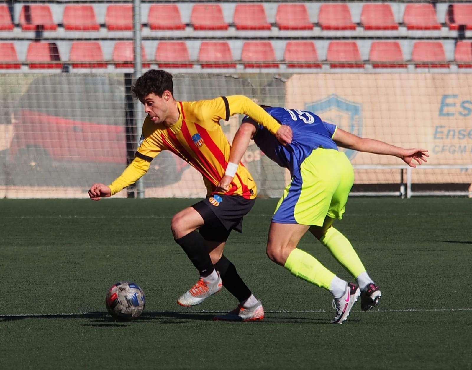 Primera derrota al Narcís Sala (0-2)