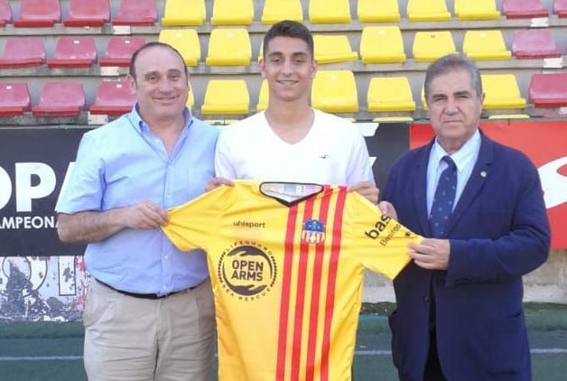 Ramon Terrats, primer fitxatge del Sant Andreu